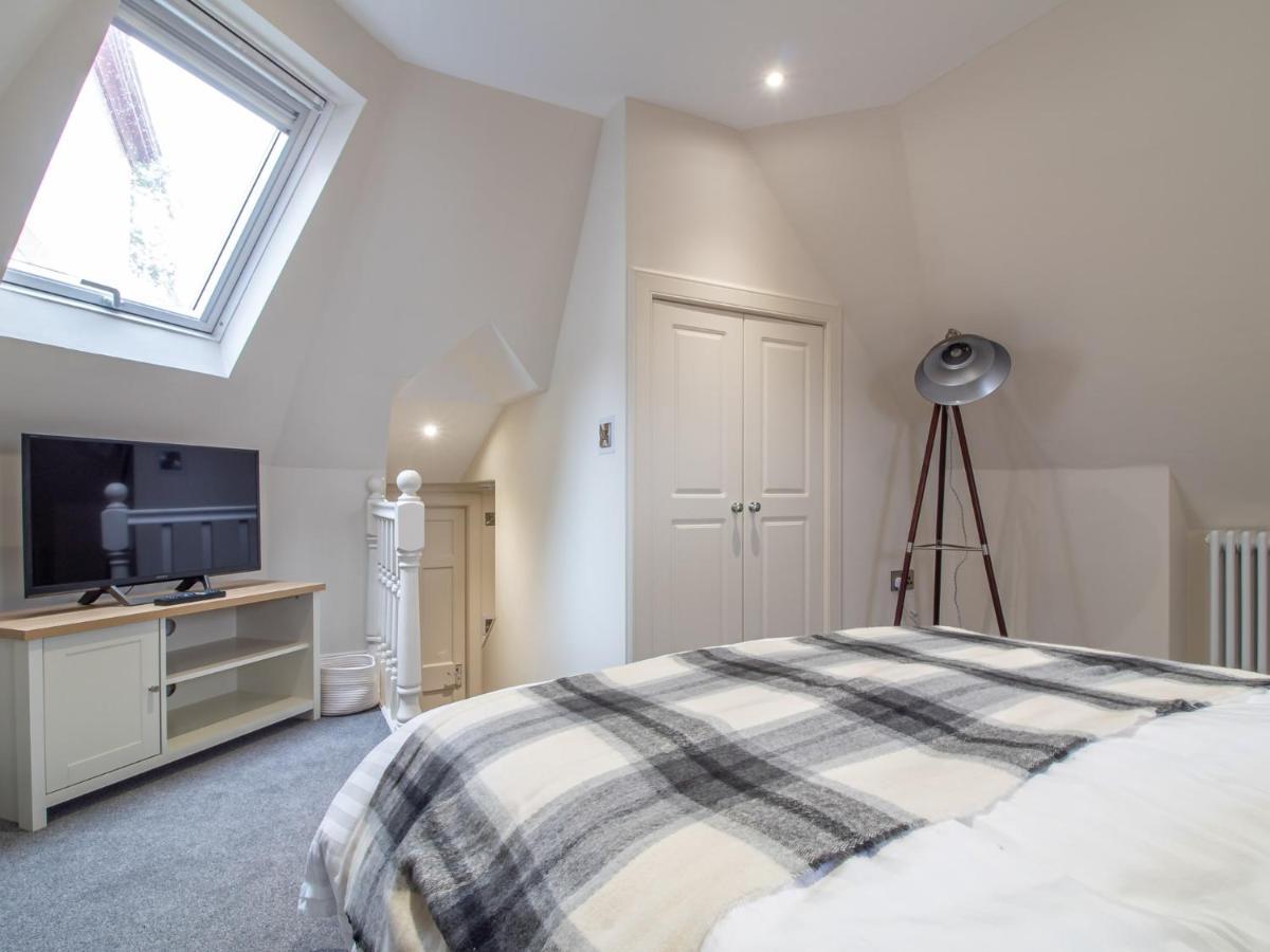 Luxury Royal Mile Apartment By The Castle - Sleeps 4 Единбург Екстериор снимка
